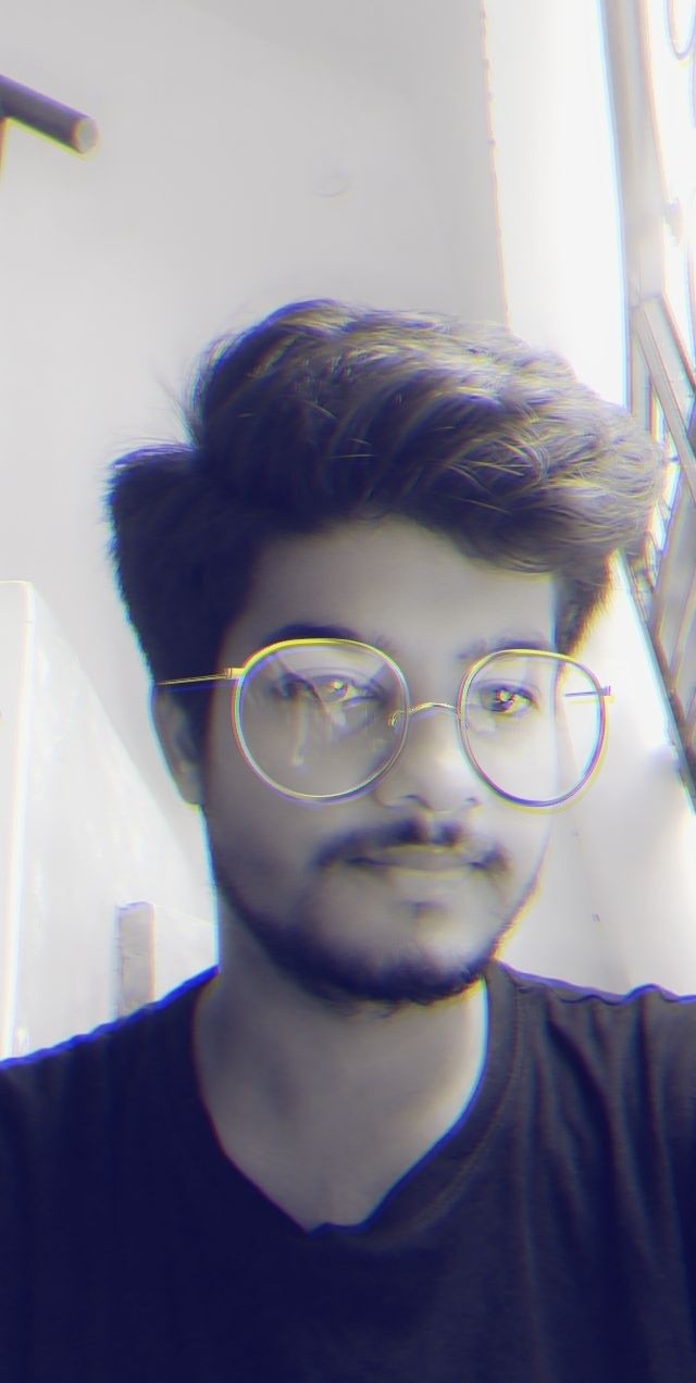 Vivek Shukla