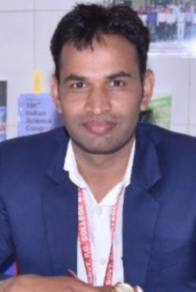 Dr MAHENDRA NAWANGE