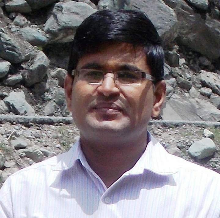 Dr V K Pathak