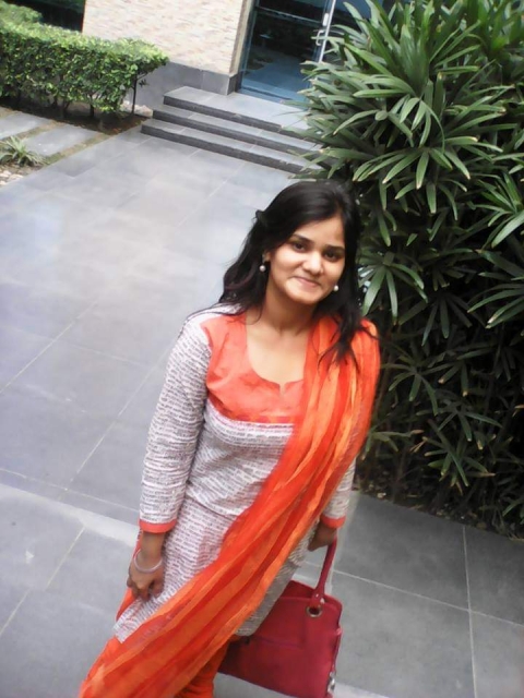 Komal Sharma_29