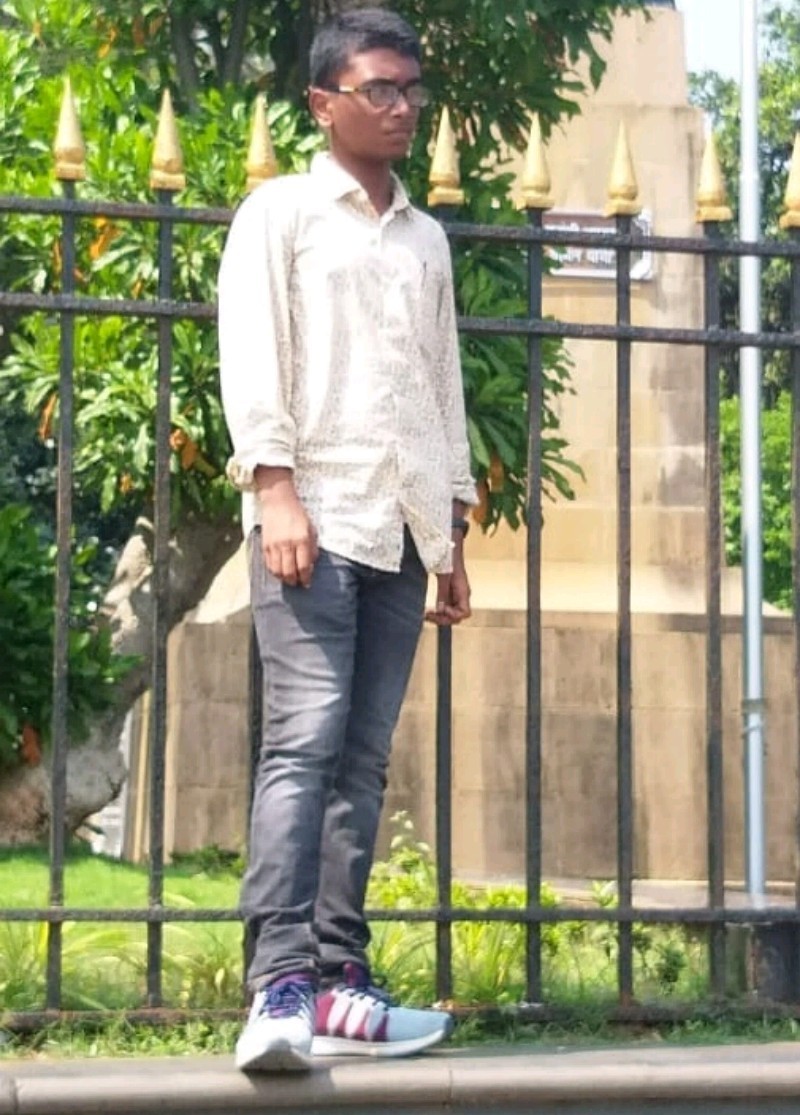 Abhishek Omm