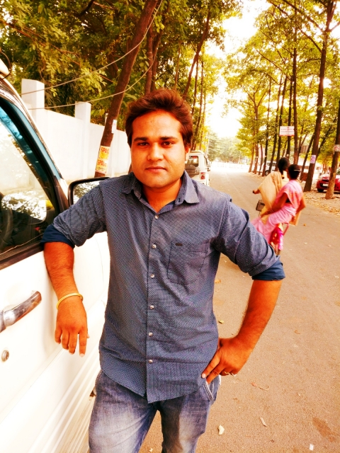 Anand Tiwari