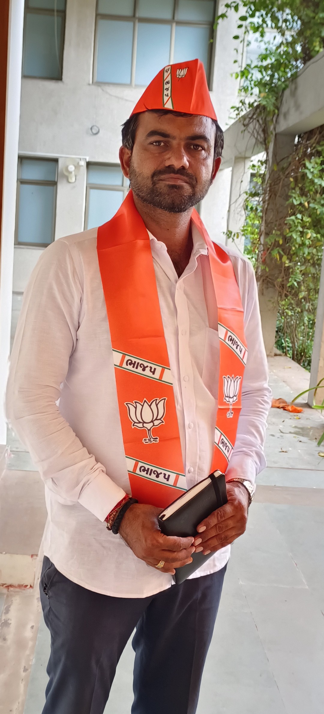 Hitendrakumar f Chaudhari