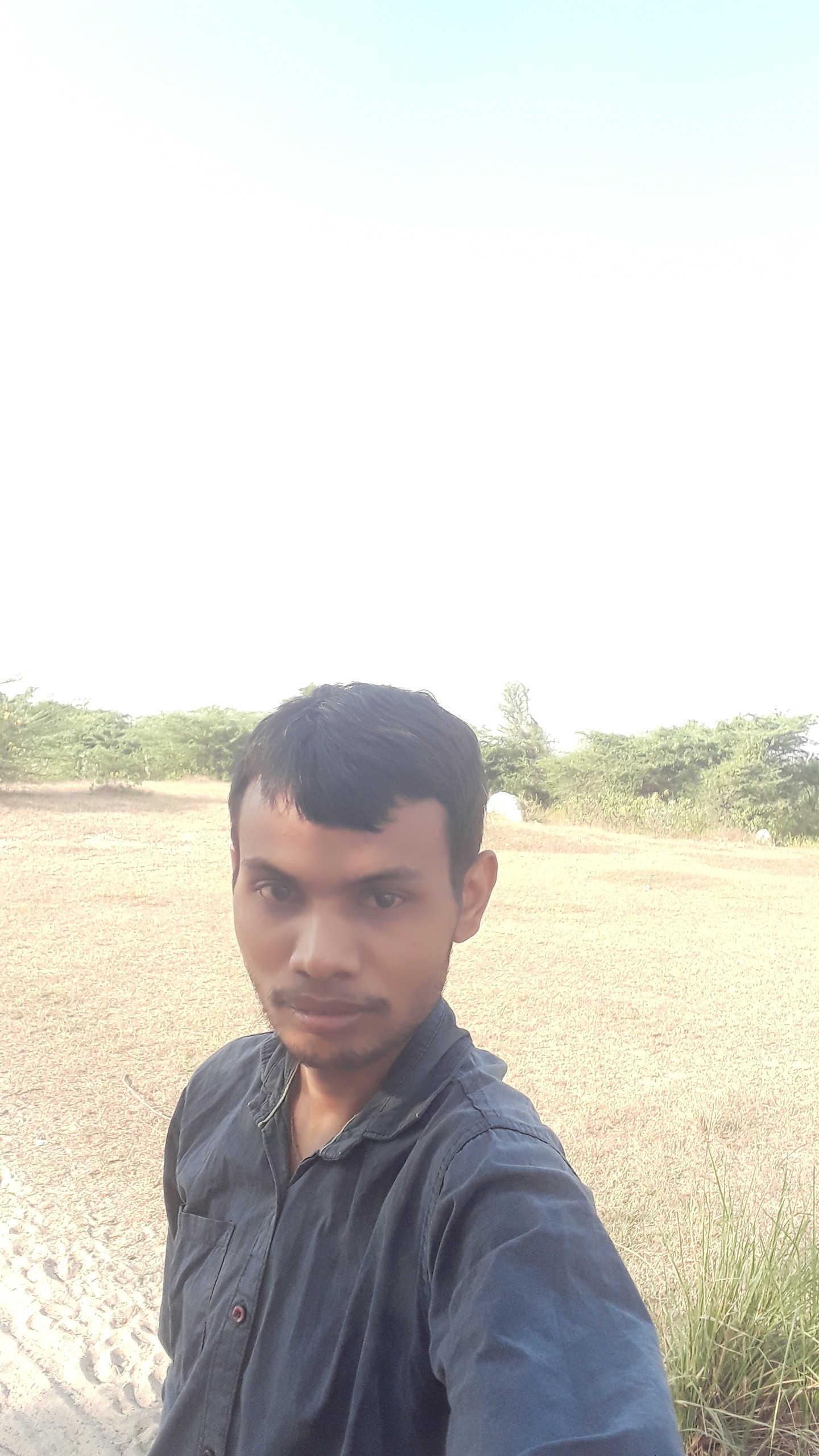 Alpeah Kumar b Bariya