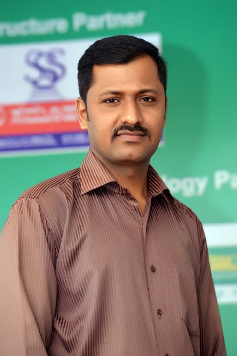 Ramesh E