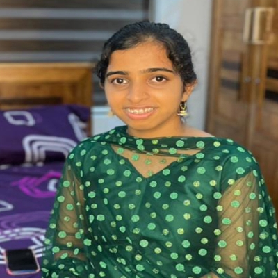 Vineetha pp