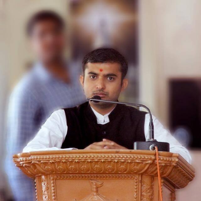 Dr.Jignesh Manharbhai Hadiyal