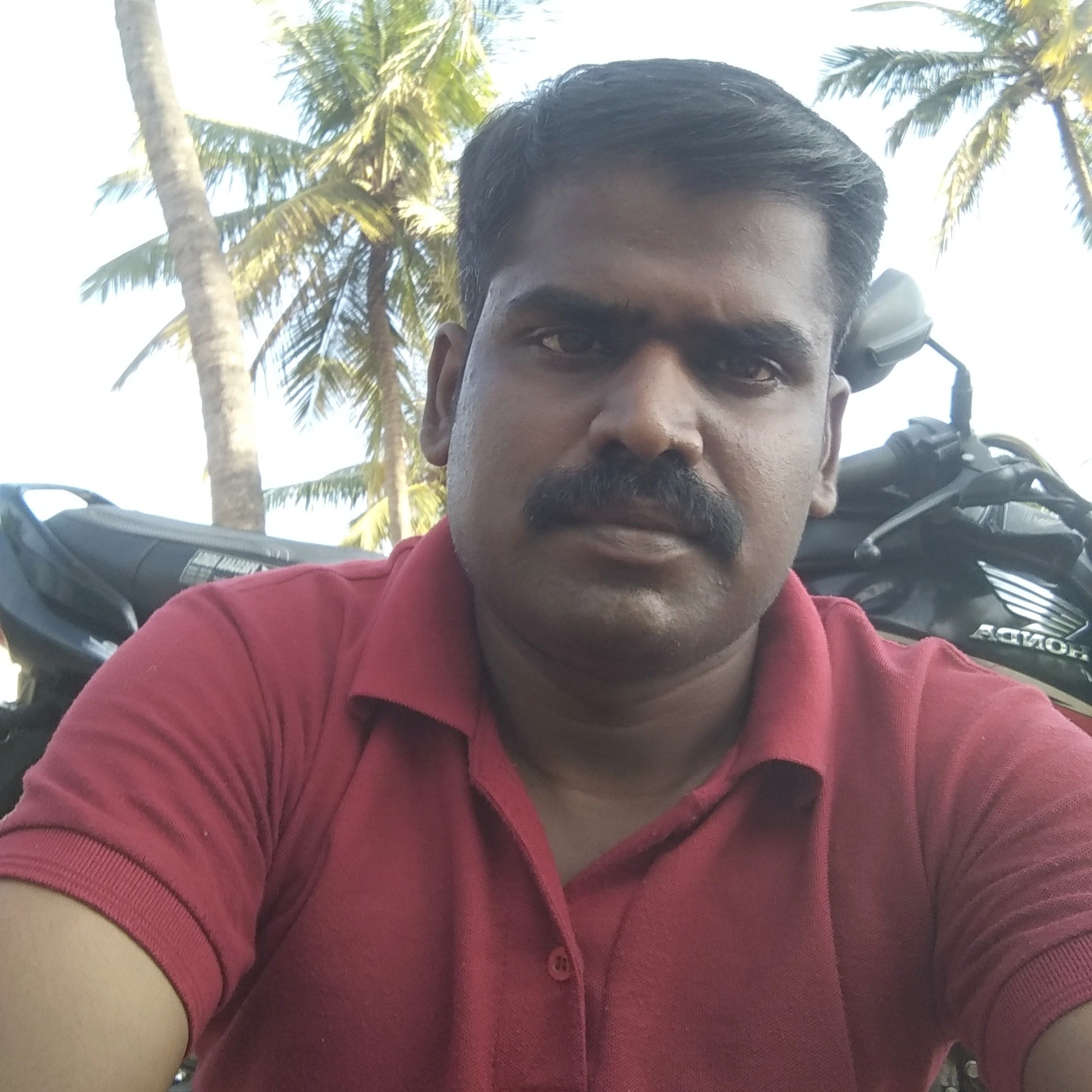 Karthikeyan R