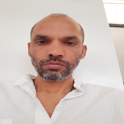 OM THAKUR