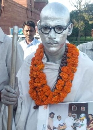 MOHAN MOHAPATRA