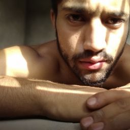 Akhil 8055