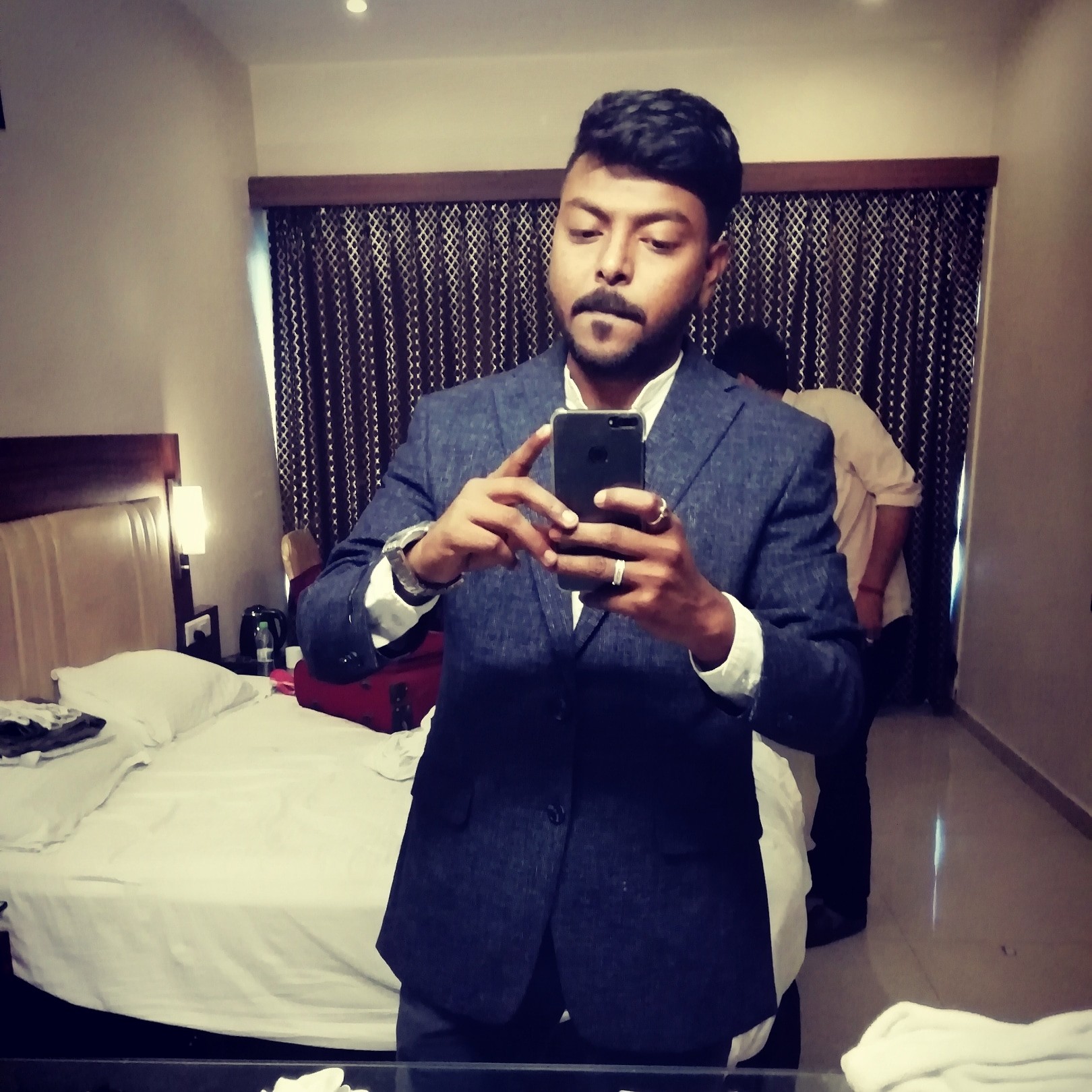 nagesh komawar