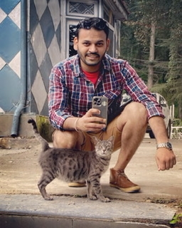 Maneesh Kareer