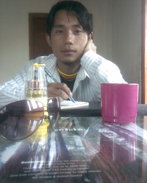 zavecuyi khamo
