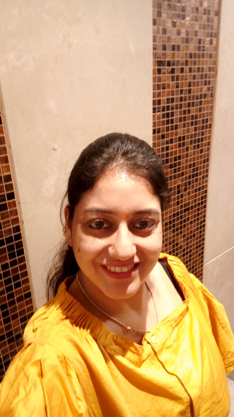 Deepika karda